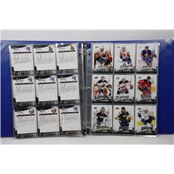 BINDER WITH 19 PAGES OF SIGNED HOCKEY CARDS