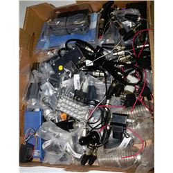 FLAT OF ELECTRONICS, PLUGS, LED LIGHTS, ECT