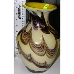 ART GLASS VASE 10"H