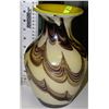 Image 1 : ART GLASS VASE 10"H