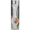 Image 1 : ART GLASS VASE 8"H