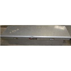 ALUMINUM CHECKER PLATE TRUCK BOX