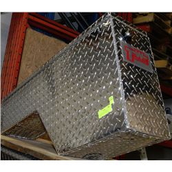 TAYLOR WINGS ALUMINUM CHECKER PLATE TRUCK BOX