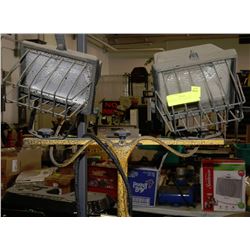 HALOGEN LIGHT ON STAND