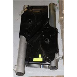 REESE 5TH WHEEL SLIDER