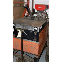 AIRCO 230/460V 3-PHASE WELDER W/ CANOX WIREFEED