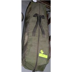 PENTAGON SCREEN HOUSE