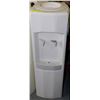 Image 1 : WATER DISPENSER