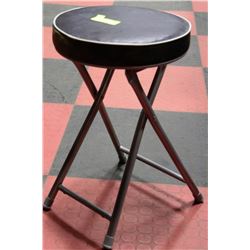 FOLDING STOOL