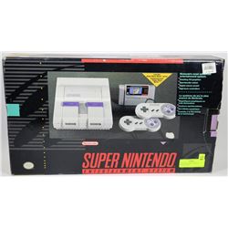 SUPER NINTENDO COMPLETE SYSTEM IN BOX