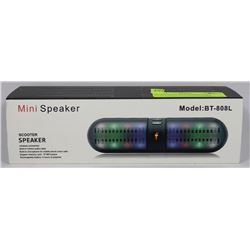 BLACK BLUETOOTH SPEAKER AND HANDS FREE