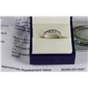 Image 1 : 14K WHITE GOLD DIAMOND WEDDING BAND WITH COA