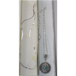 PAIR OF FASHION NECKLACES