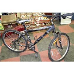 TREK MOUNTAIN BIKE