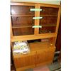 Image 1 : CHINA CABINET