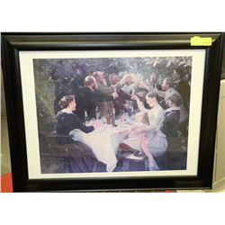 BLACK FRAMED PICTURE