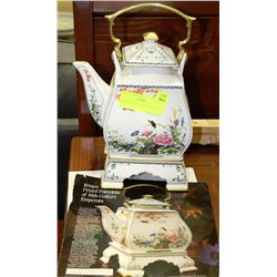 LENOX TEA POT WITH STAND