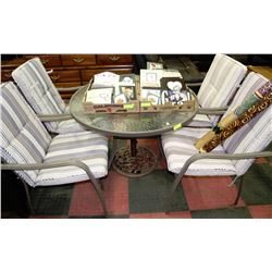 PATIO ROUNDTABLE WITH 4 CHAIRS,CUSHIONS & UMBRELLA