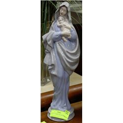 WOMAN & CHILD ORNAMENT