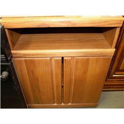 OAK FRONT MICROWAVE STAND