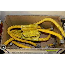 BOX OF FLEXIBLE GASLINES