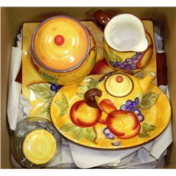 BOX WITH DESIGNER HOUSEHOLD TRAY AND PITCHERS