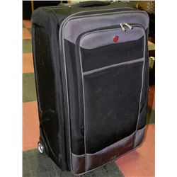 SWISS GEAR UPRIGHT WHEELED SUITCASE