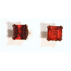 #23-10KT GOLD GARNET EARRINGS