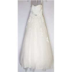 14-LACE EMROIDERED STRAPLESS WEDDING GOWN W/ZIPPER