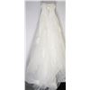 Image 2 : 24-FULL LACE STRAPLESS WEDDING GOWN W/EMBROIDERED