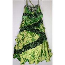 54-2 PIECE GREEN GOWN SIZE 6 W/LAYERED SKIRT