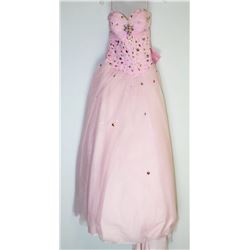 79-PINK STRAPLESS LACE COVERED FLOATING HEART GOWN