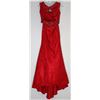Image 2 : 86-2 PIECE RED BACKLESS LACE GOWN SIZE 6