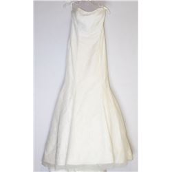 96-WHITE STRAPLESS GOWN W/TRAIN, ZIPPERED BACK