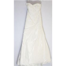 103-IVORY BEADED STRAPLESS DRESS W/TRAIN CORSET