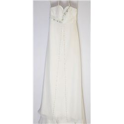 106-ELEGANT GEMMED & BEADED STRAPS W/TRAIN