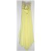 Image 2 : 135-LIGHT YELLOW BACKLESS SEQUINED TOP GOWN