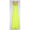 Image 1 : 136-YELLOW BACKLESS SEQUINED TOP GOWN