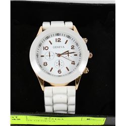 WOMENS GENEVA WATCH