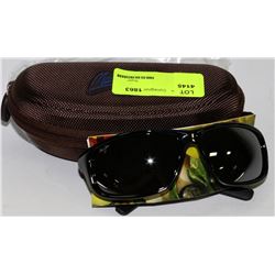 MAUI JIM SUNGLASSES IN CASE