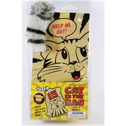 NEW CAT IN THE BAG WITH MOTORIZED BALL