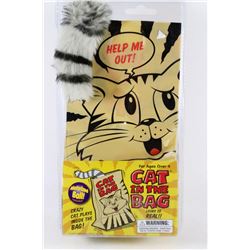 NEW CAT IN THE BAG WITH MOTORIZED BALL