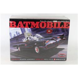 BATMOBILE 1966 TV SHOW VERSION MODEL KIT