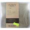 Image 1 : BROOKSTONE N.A.P THROW BLANKET