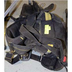 TOOL BELT