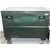 Image 1 : 30" X 30" X 48" GREENLEE TOOLBOX ON CASTERS