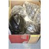 Image 1 : BOX OF 12 BLACK HARD HATS
