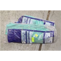 2 BAGS OF RUBBER GLOVES-GREEN SIZE LARGE