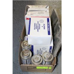 BOX OF 3M DUST MASKS, CLEANING TOWELETTES,