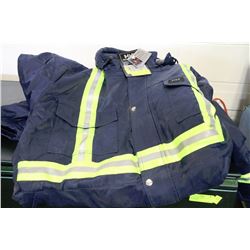HELLY HANSEN INSULATED POLAR WORK SUITE WITH CSA